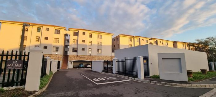 For Sale: 2-bedroom apartment in St Michaels, close to schools and transport.