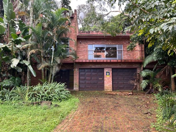Ferncliffe House For Sale: 3 Bedrooms, Pool, Double Garage, Flexible Spaces.