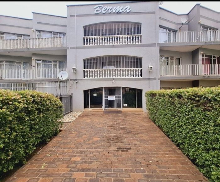 2-Bedroom Apartment For Sale in Baillie Park with secure parking and proximity to mall.