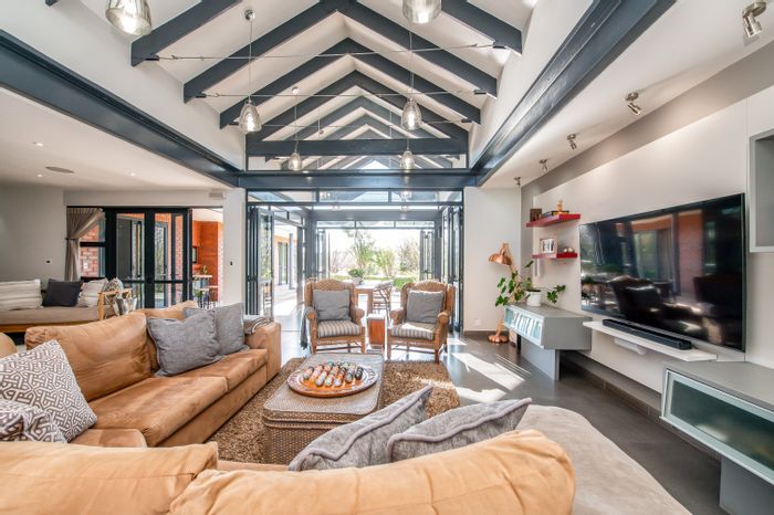 For Sale: House in Southdowns Estate with pool, cottage, and eco-security features.