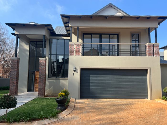 For Sale: Cluster home in Oriel with 3 en suite bedrooms and private garden.