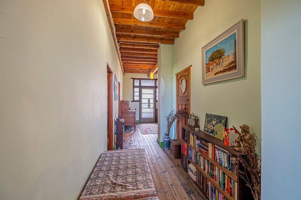 Passageway leading to bedrooms