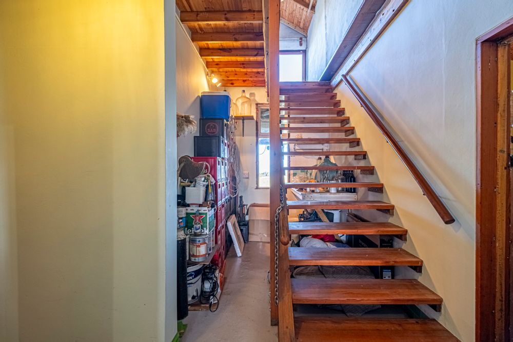 Staircase to mezzamine level