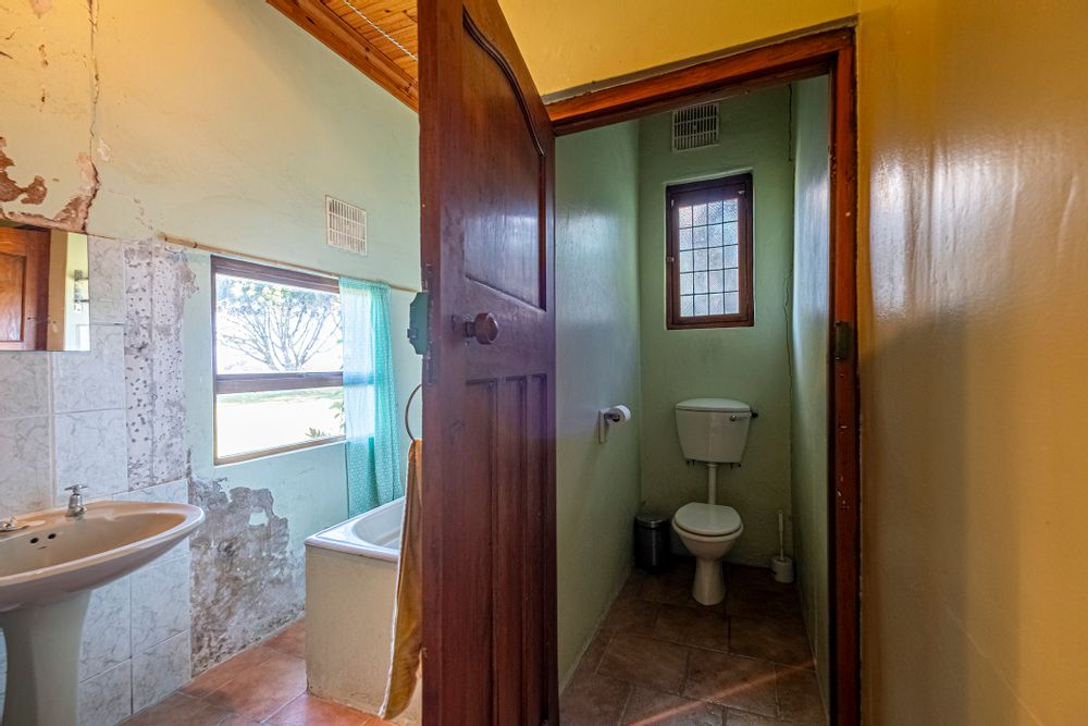 2nd bathroom