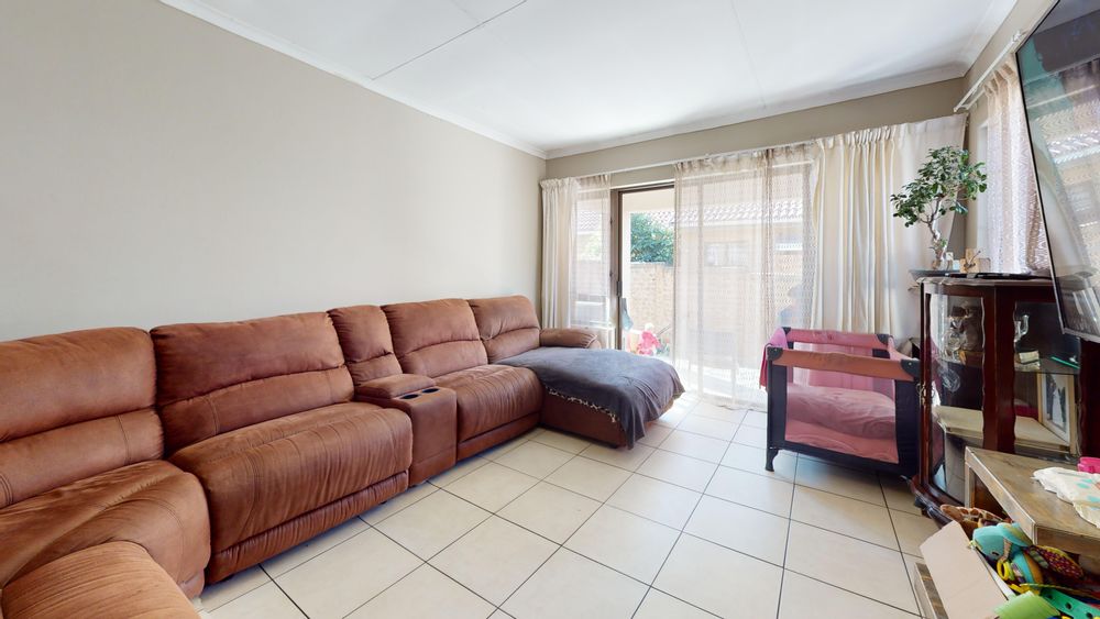 Lounge leading to garden