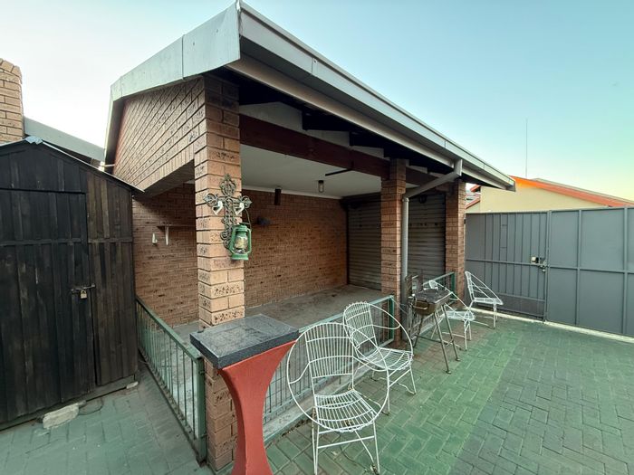 For Sale: 2-Bedroom Townhouse in Bo Dorp with private courtyard and secure parking.