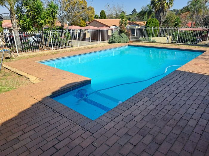 For Sale: Townhouse in Winchester Hills with 3 bedrooms, pool, and security.