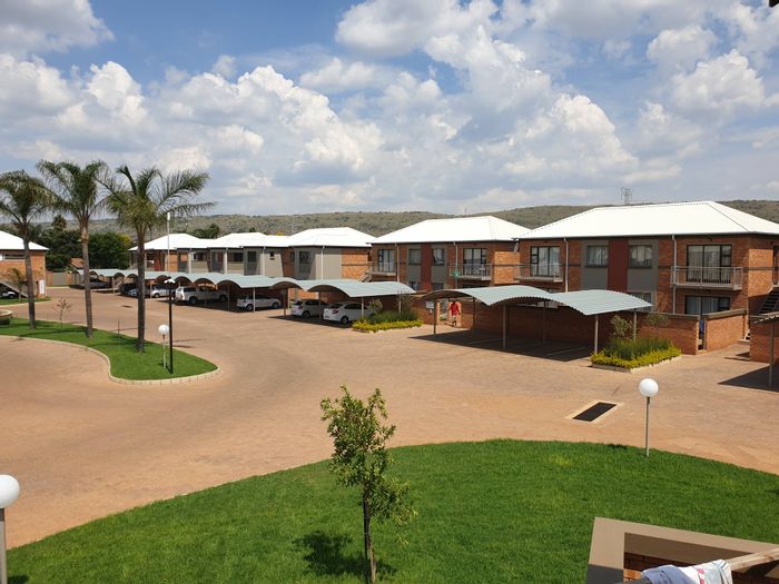 2-Bedroom House For Sale in Andeon with secure parking and upgraded features.