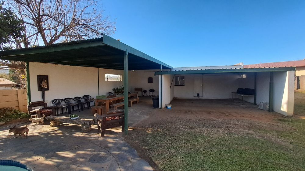 Flatlet & entertainment area