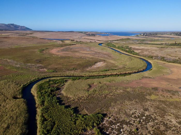 125-hectare farm in Hermanus Rural for sale, with cottages and development potential.