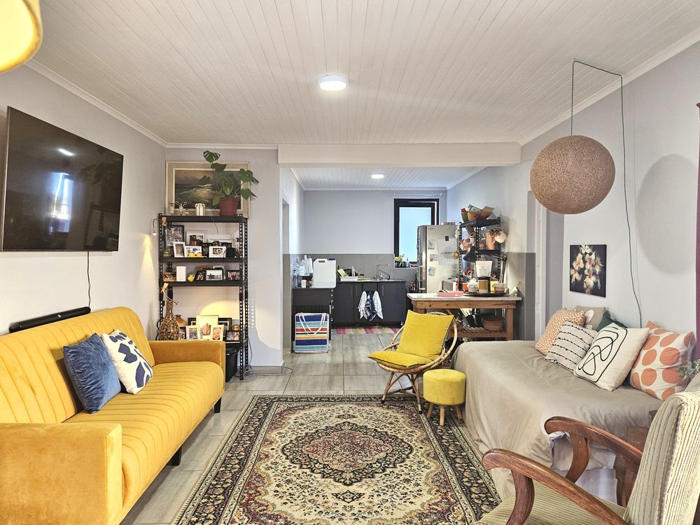 Open-plan living/dining/kitchen