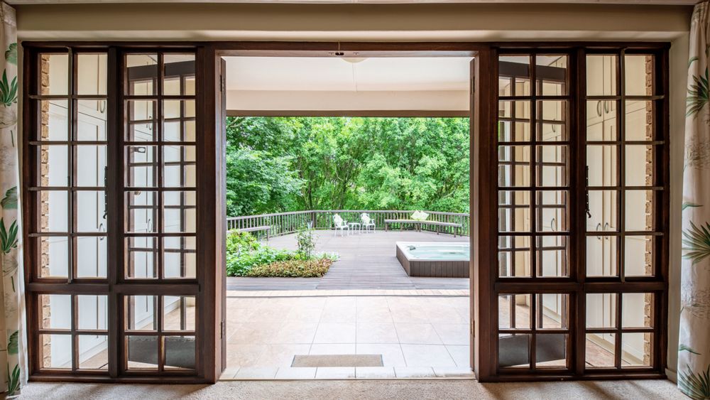 French doors leading to deck