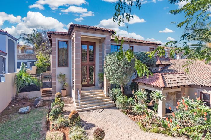 For Sale: House in Ruimsig Country Estate with 3 beds, 4 baths, auction details.