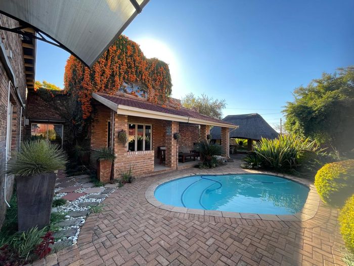 For Sale: Spacious 4-Bedroom House in Groblersdal Rural with Pool and Braai Area.