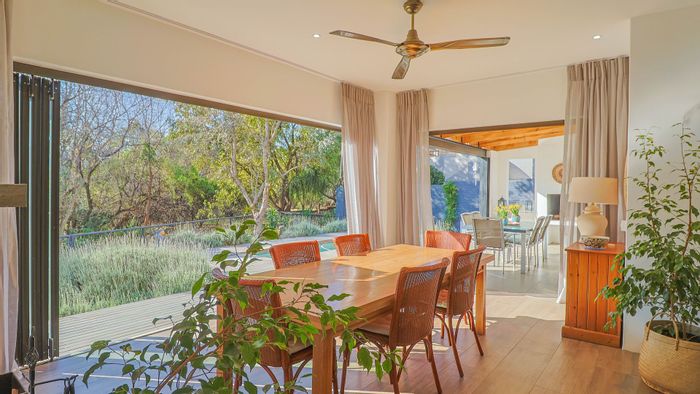 For Sale: House in The Coves with pool, solar system, and greenbelt views.