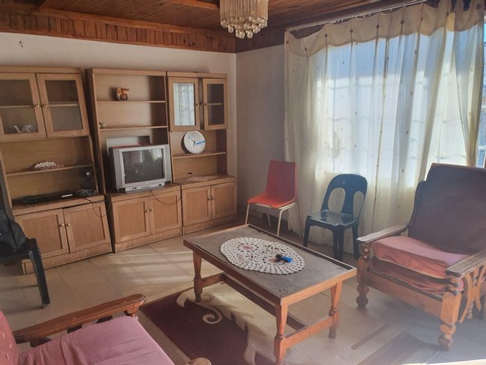 Edendale House For Sale: 2 bedrooms, garage, spacious yard, near transport and schools.