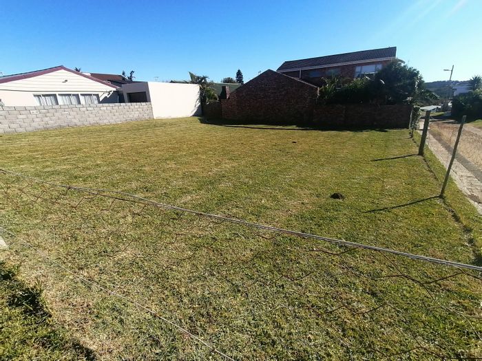 Vacant Land Residential in Seavale For Sale: Level corner plot, security, borehole water.
