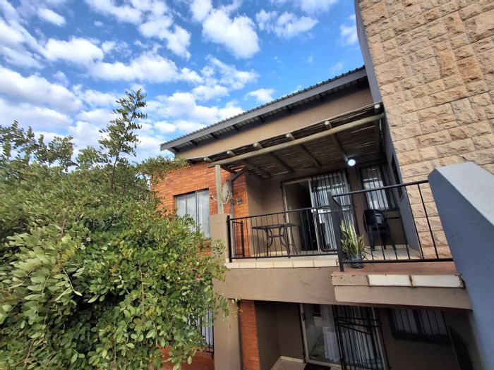 For Sale: 2-Bed, 2-Bath Apartment in Theresapark with garage and secure complex.