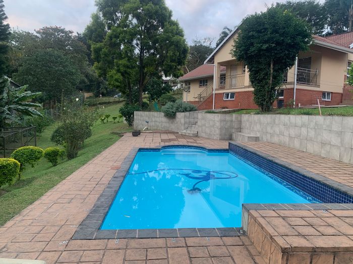 Hatton Estate House For Sale: Spacious living, pool, domestic quarters, and storerooms.