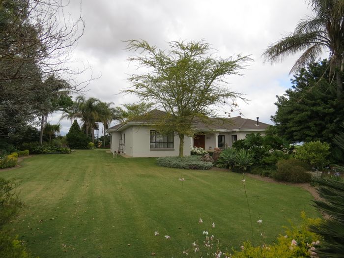 Wellington Rural Farm For Sale: 59 ha with vineyards, irrigation rights, and extensive infrastructure.