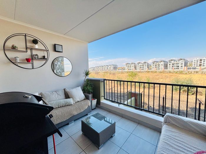 3-Bedroom Apartment For Sale in Waterfall with Lifestyle Centre and Security Access.