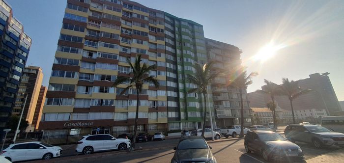 1 Bedroom Flat For Sale in South Beach with Ocean Views and Secure Parking.