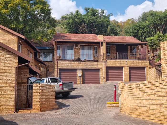 3-Bedroom Townhouse For Sale in Safari Gardens with pool, security, and communal garden.