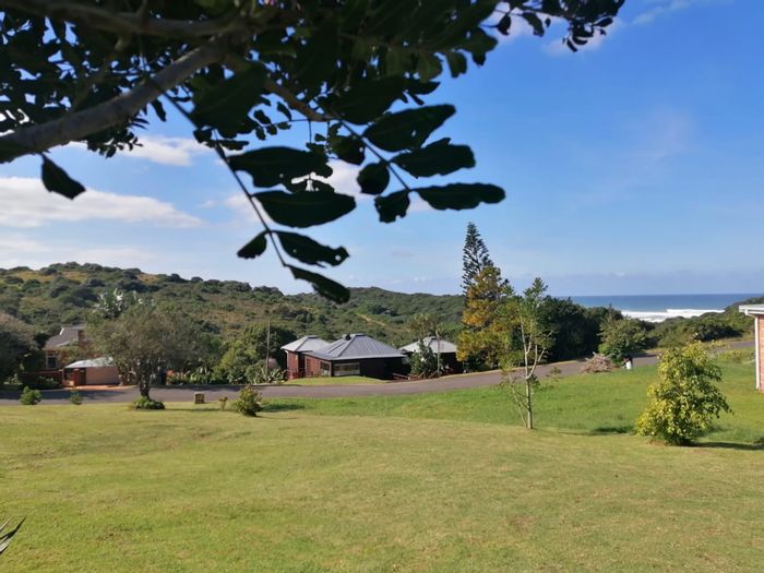 Vacant Land Residential in Kaysers Beach Central For Sale - Build your dream home!