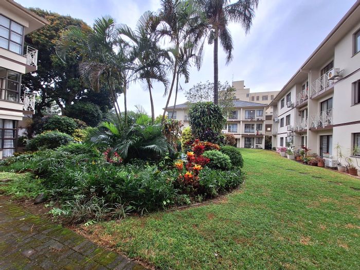 For Sale: Apartment in Musgrave with garden access, meals, and cleaning services.