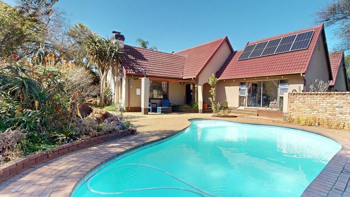 For Sale: Spacious House in Albemarle Ext 2 with Pool, Garden, and Solar Power.