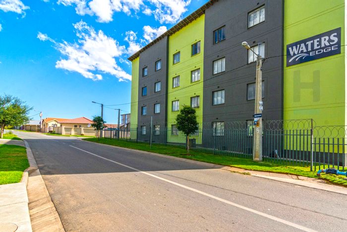 2-Bedroom Apartment in Fleurhof For Sale with Parking and FLISP Assistance Available.