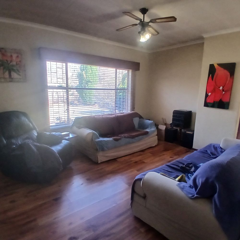 Dining Room /Tv Room