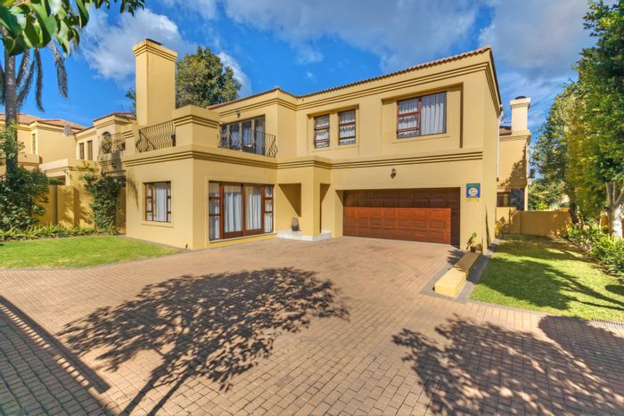 For Sale: Townhouse in Carlswald with 3 bedrooms, inverter, garden, and double garage.