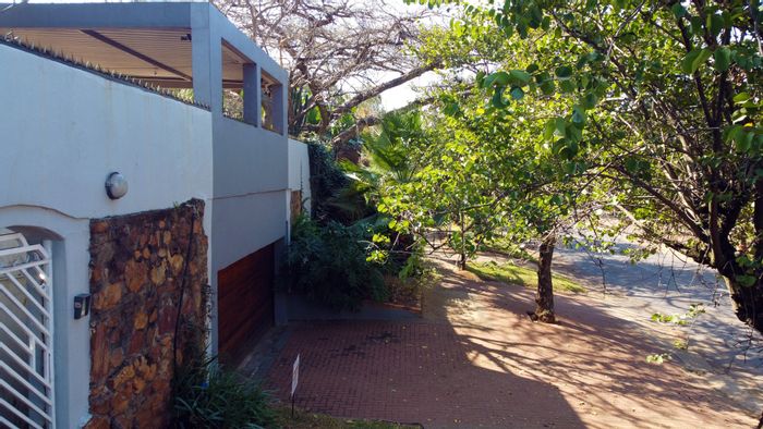 Riviera House For Sale: 4 beds, pool, office space, double garage, flatlet potential.