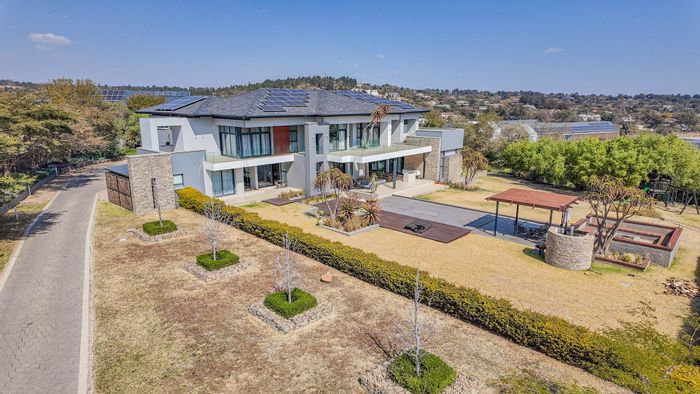 For Sale: Blue Hills Equestrian Estate Small Holding with 5 bedrooms and equestrian amenities.