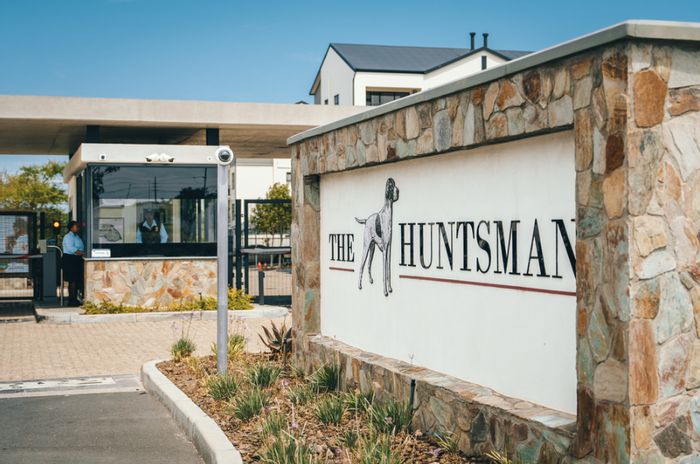 3-Bedroom Apartment To Rent at The Huntsman with Lifestyle Centre amenities.