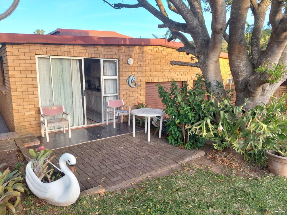 Street entrance on the side