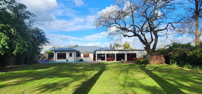 For Sale: Spacious 4-Bedroom House in Swellendam Central with Pool and Garden.