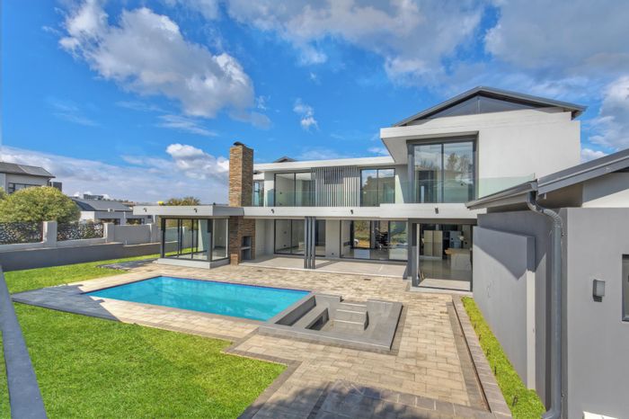 For Sale: House in Waterfall Country Estate with pool, cinema, and automation features.