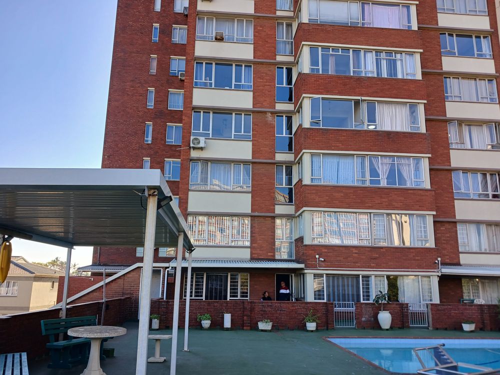 ROCCA MARINA POOL AREA