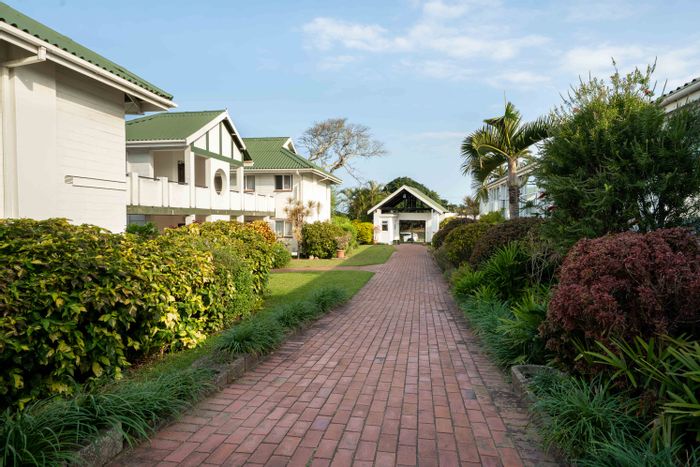 For Sale: Apartment in Scottburgh Central with security, pool, and communal gardens.