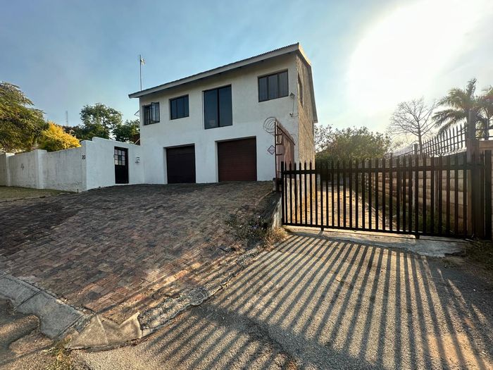 Nelspruit Central House For Sale: 5 beds, 4 baths, prime development potential.