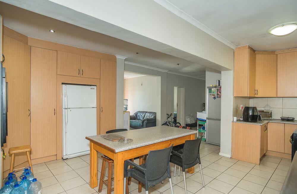 Kitchen 2 opposite view