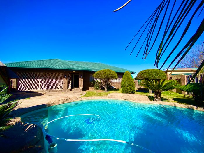 3-Bedroom House For Sale in Kriel Central with pool, lapa, and low-maintenance garden.