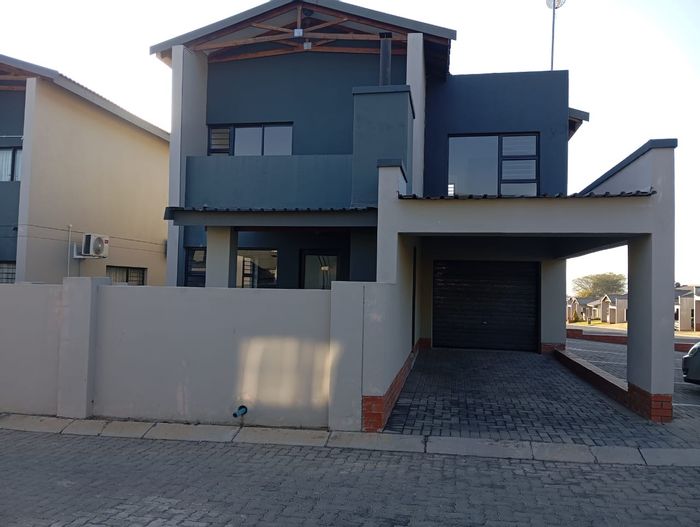 For Sale: House in Waterkloof AH, 3 bedrooms, 2 bathrooms, double-story layout.