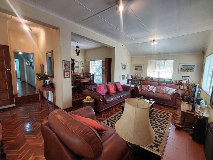 For Sale: House in Hazelwood with 4 beds, solar panels, and entertainment area.