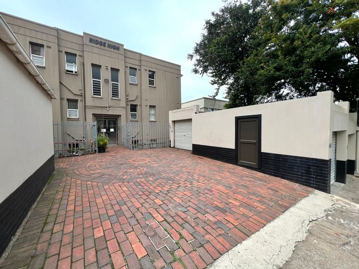For Sale: Apartment in Musgrave with garage, storeroom, and easy transport access.