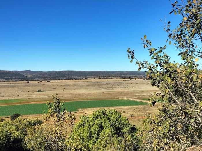 For Sale: Vredefort Rural Farm with water rights, irrigation, and mixed farming potential.