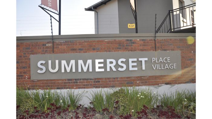 2-Bedroom Apartment To Rent in Noordwyk with balcony, security, and pet-friendly options.
