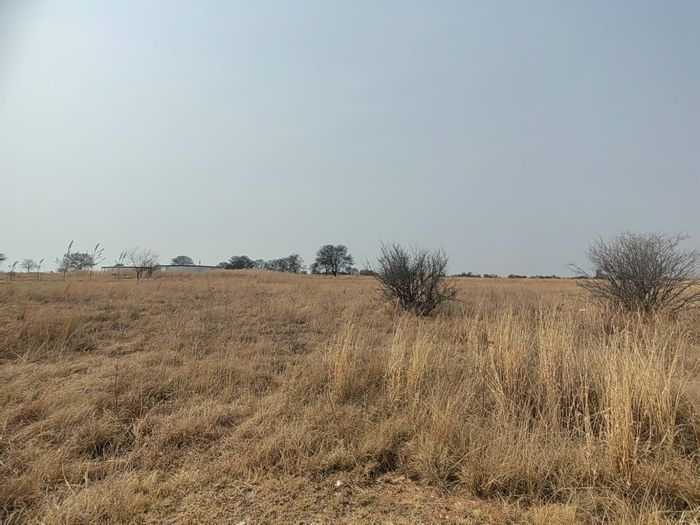 Vacant land for sale in Parys Golf & Country Estate, 696 sqm plot.